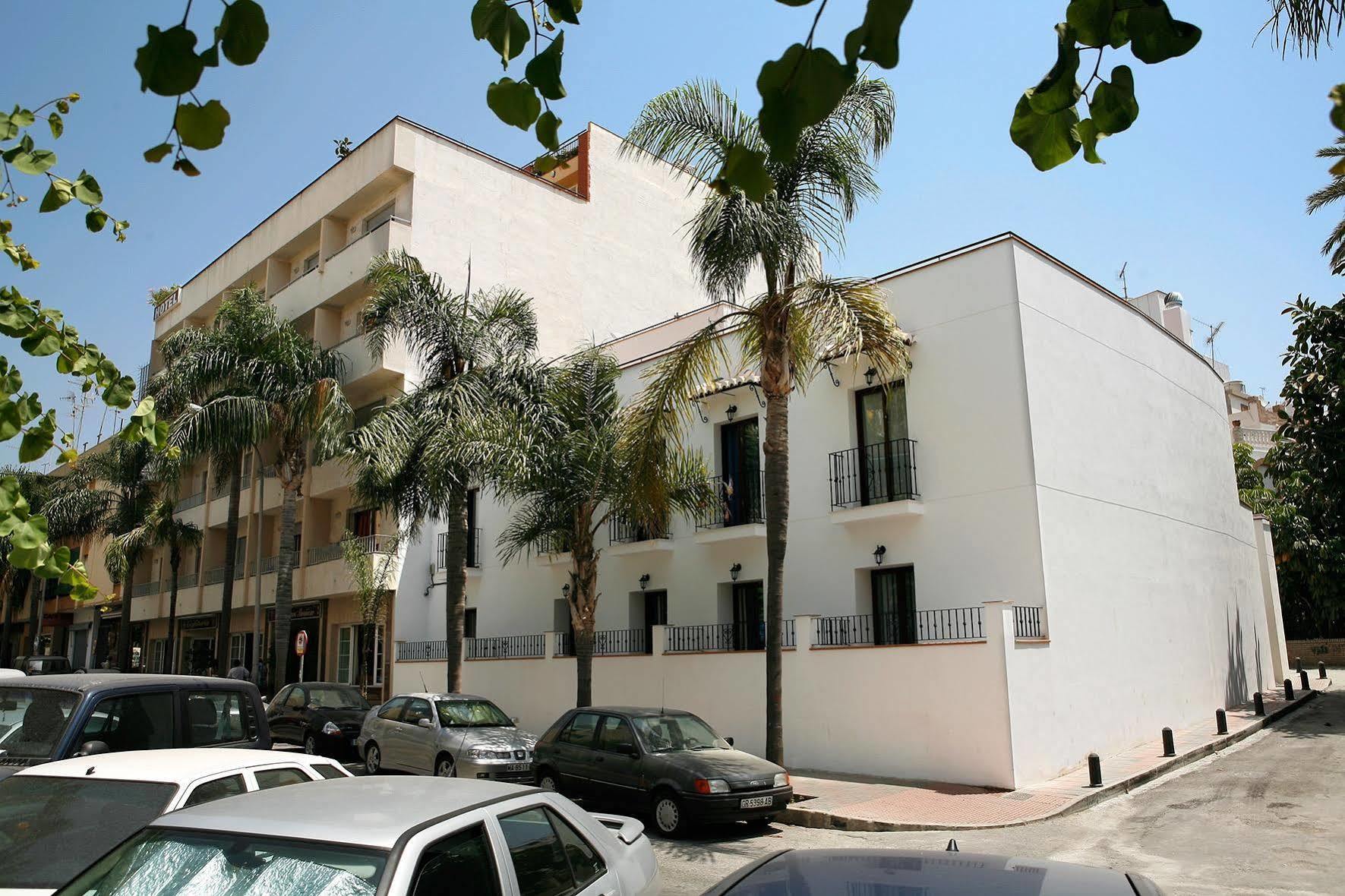 Hotel Olas De 2*