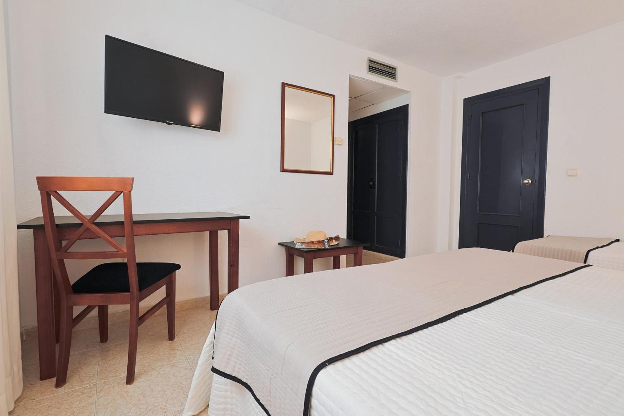 Olas De Hotel