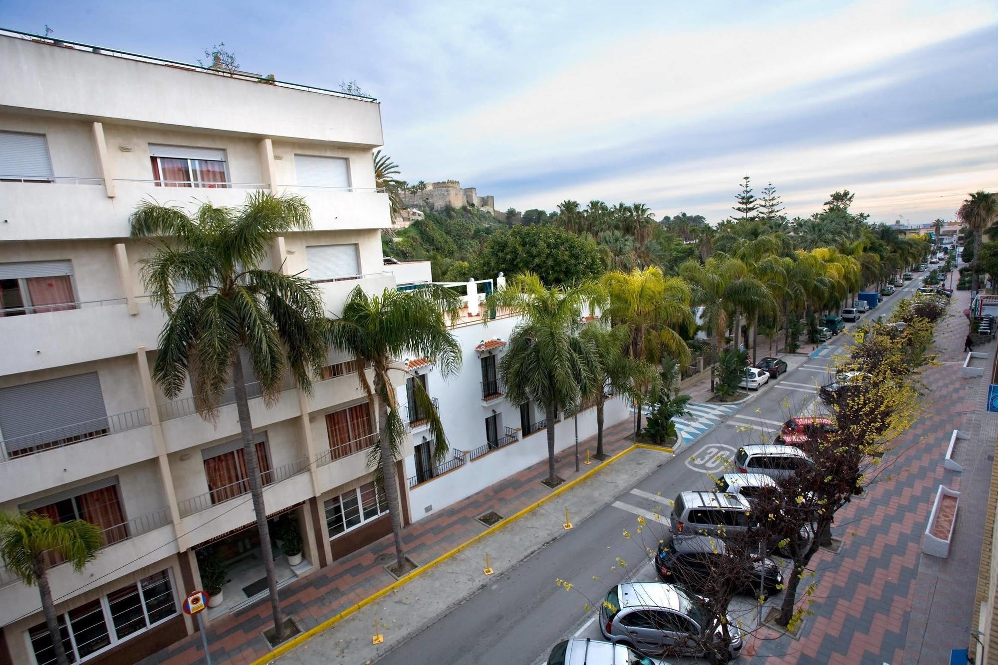 Olas De Hotel